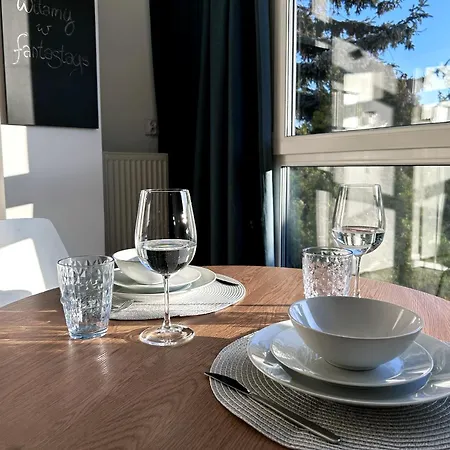 Fantastays - Starlight